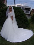 fotka Půjčím nebo prodám tyto pohádkové svatební šaty...